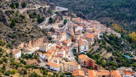 Rüya Tabirleri: Rüyada Ayna Görmek ve Kendini Keşfetmek