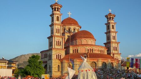 Rüya Tabirleri: Rüyada Kaçmak ve Kovalanmak Ne İfade Eder?